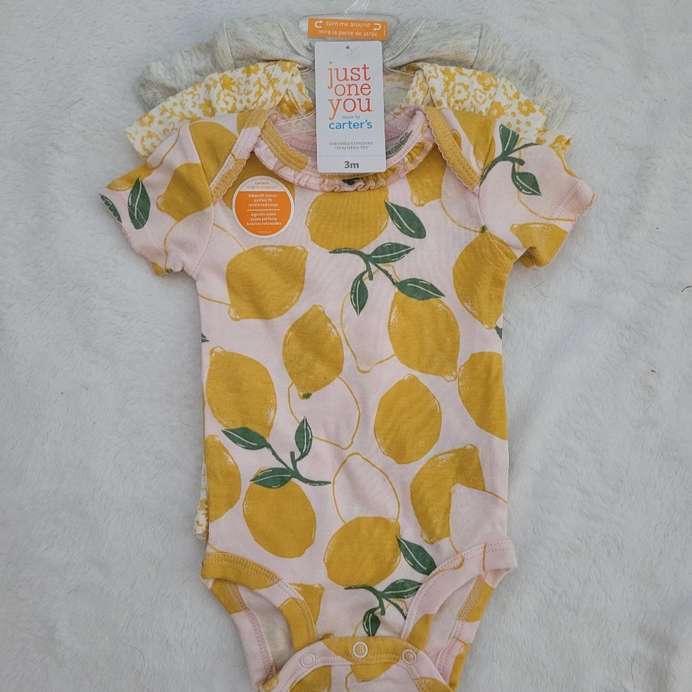 Carters 3m SS onesies 3pack